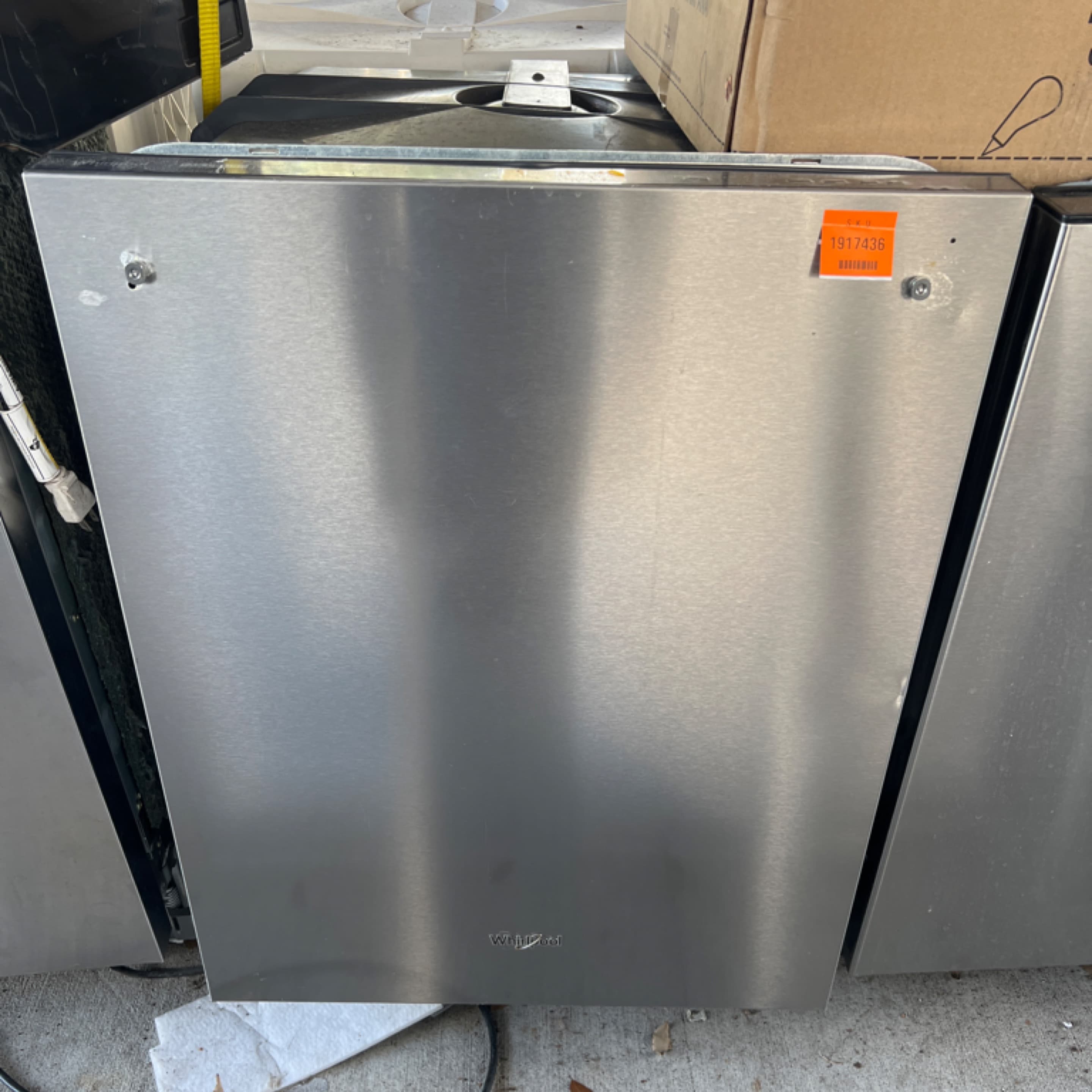 Whirlpool Dishwasher
