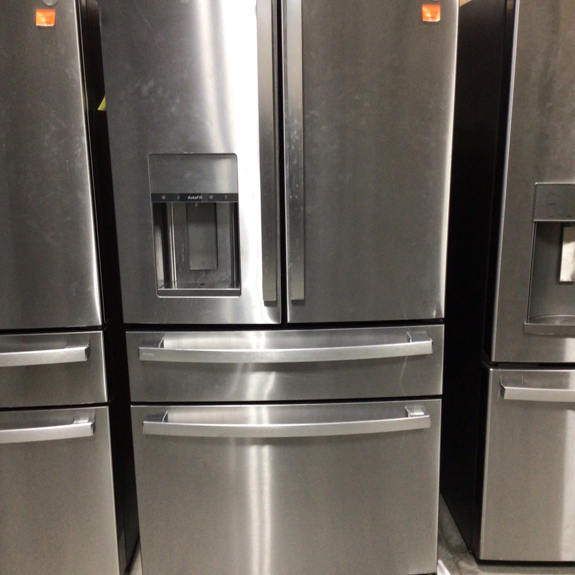 GE Refrigerator